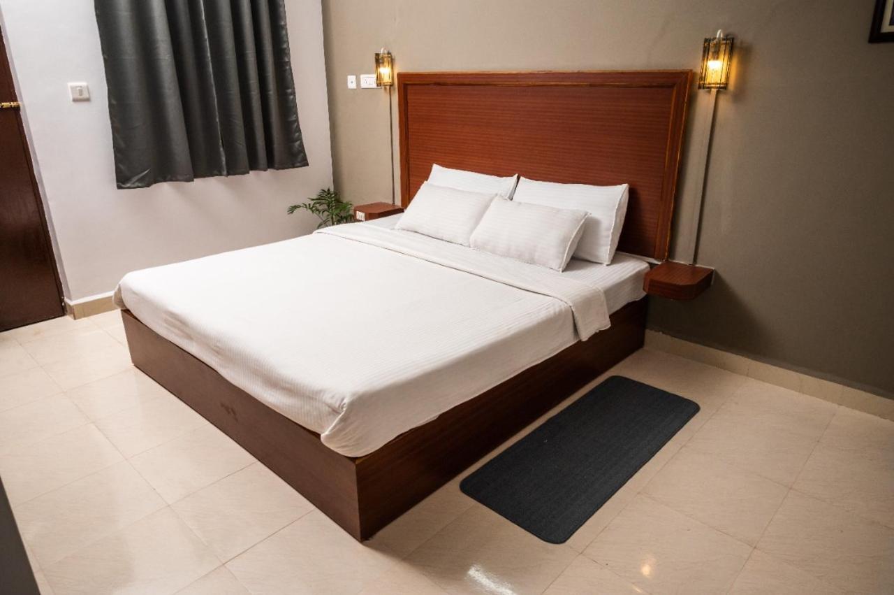 Royal Orbit Resort 阿贡达 外观 照片